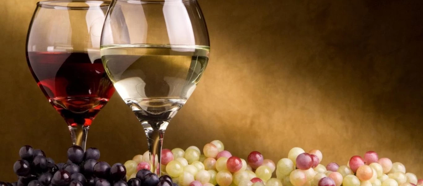 H πιο αλλόκοτη κάβα κρασιών στον κόσμο - Βρίσκεται κάτω από το νερό (φωτο)